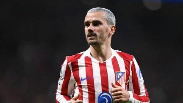 أنطوان جريزمان بقميص أتلتيكو مدريد