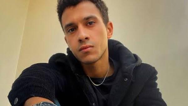 عصام عمر في مشهد درامي مؤثر من مسلسل "عين سحرية