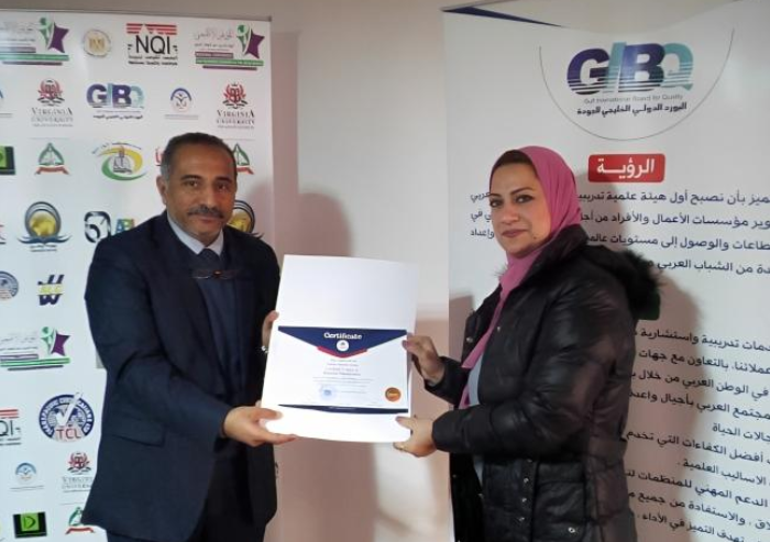  استشارة أسرية مع د. رحاب حلمي 