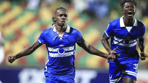 فرحة لاعبي الهلال بعد هدف التعادل أمام نهضة بركان