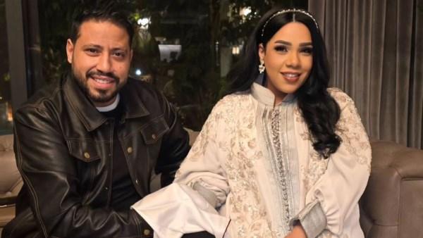 شيماء سيف ومحمد كارتر خلال إعلان عودتهما بعد الانفصال