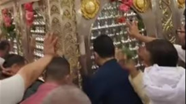 فتوى دار الإفتاء حول التوسل بالأنبياء والصالحين وصلاة المساجد التي بها أضرحة