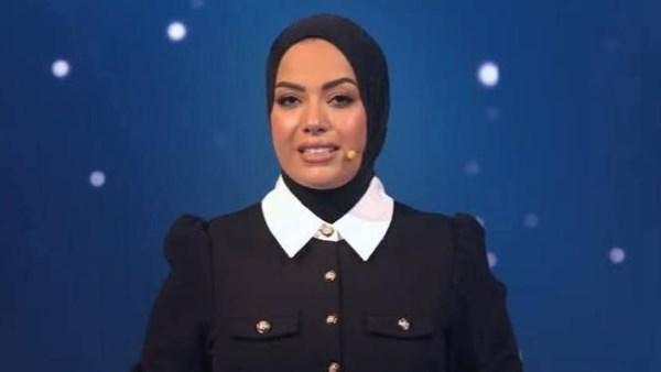آية عبد الرحمن في ظهور إعلامي حديث بإطلالة رسمية