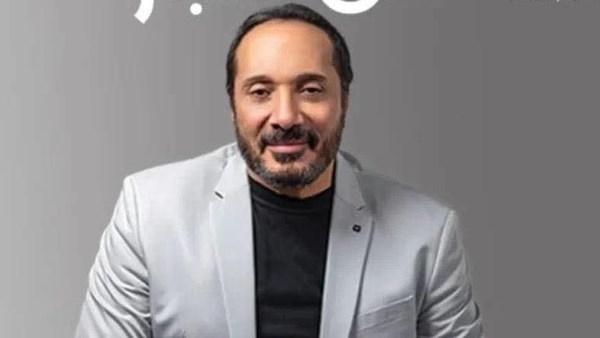 علي الحجار على خشبة ساقية الصاوي خلال تحضيرات الحفل