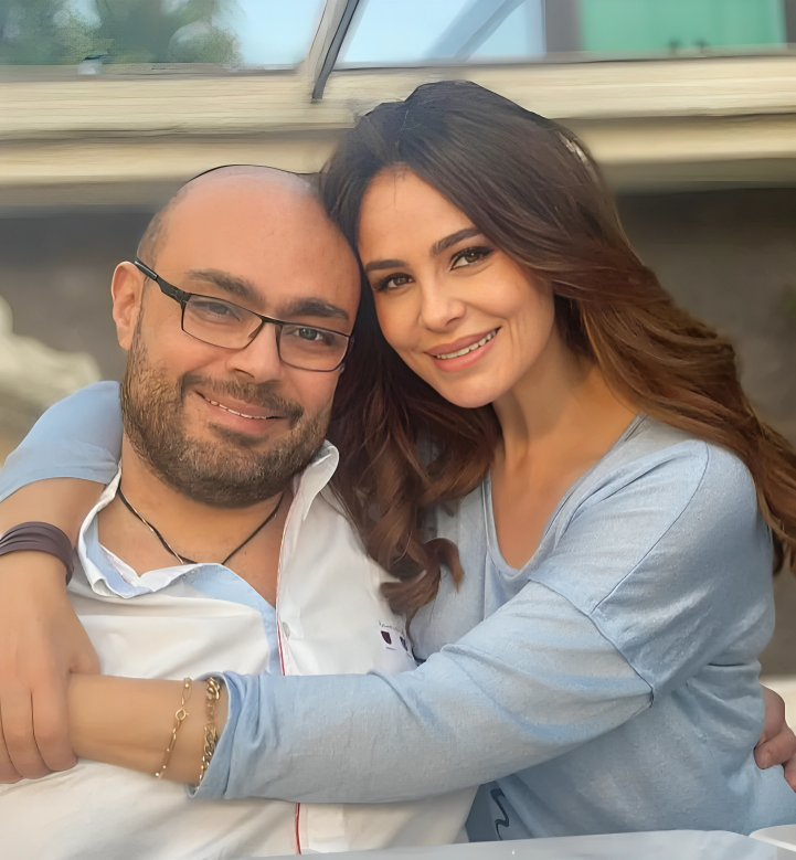 الدكتور وليد مصطفى وزوجته كارول سماحة.