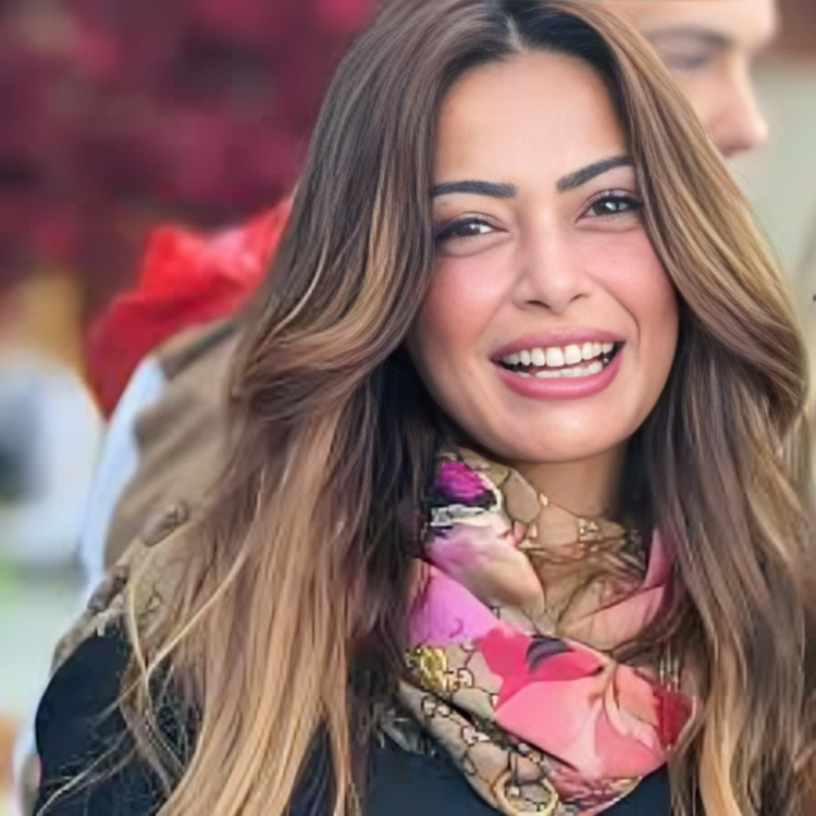 داليا مصطفى في حفل عيد ميلادها