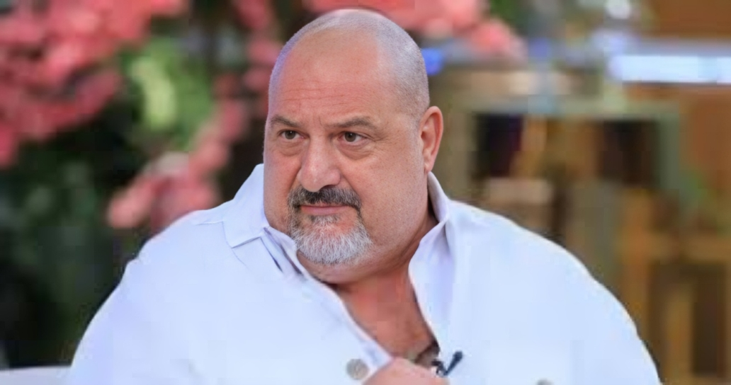 خالد الصاوي في مهرجان الكاثوليكي يكشف عن تفاصيل إصابته بانزلاق غضروفي.