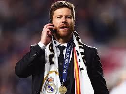 تشابي ألونسو في المؤتمر الصحفي مع ريال مدريد.