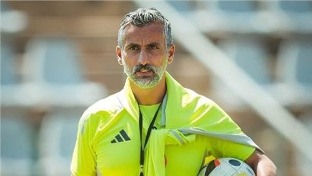 خوسيه ريفيرو مدرب الأهلي الجديد