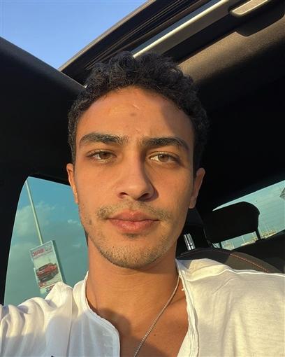 بوستر فيلم "المشروع X" لكريم عبد العزيز.