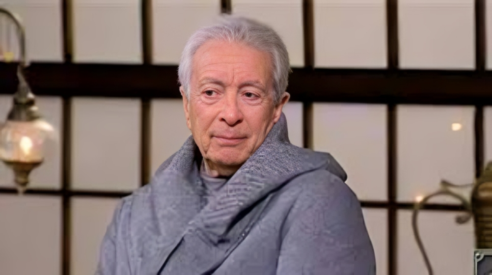 محمد عمر يتحدث عن حلمي طولان.
