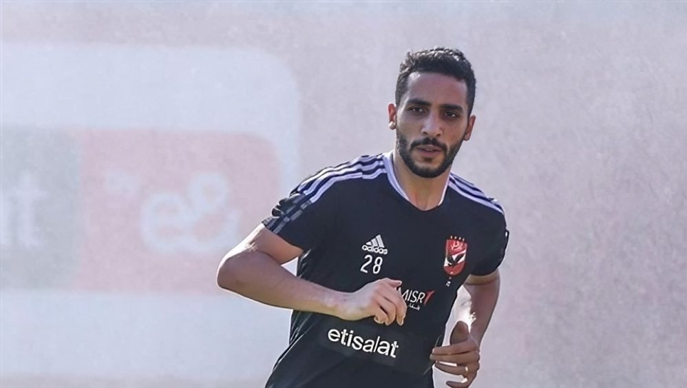 كريم فؤاد في تدريبات الأهلي بعد إصابة الرباط الصليبي.