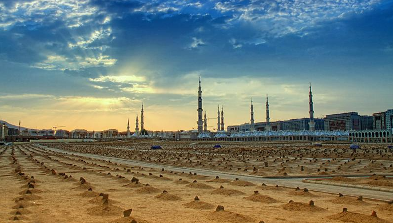 زيارة البقيع بعد الحج