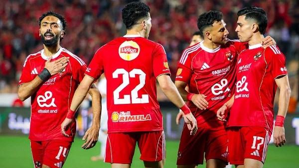 الأهلي يتقدم بهدفين على إنبي في الشوط الأول بالدوري المصري