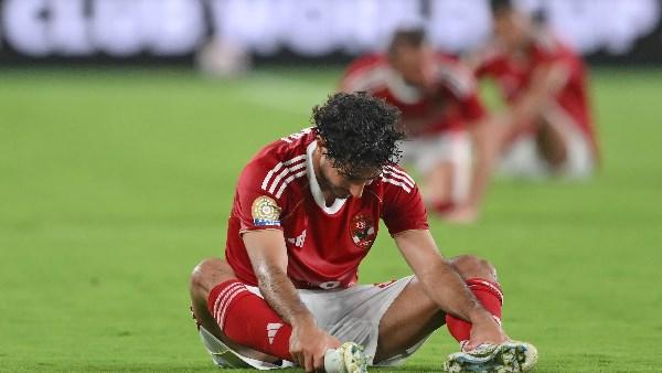 دموع تريزيجيه وحزن لاعبي الأهلي بعد مباراة المصري رغم الفوز 