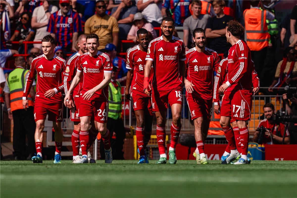 تشكيل ليفربول أمام مانشستر يونايتد في الدوري الإنجليزي بدون محمد صلاح