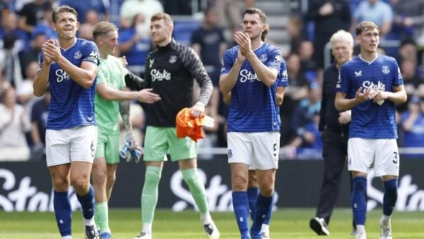 مباراة كريستال بالاس وإيفرتون في الدوري الإنجليزي الممتاز وانتهائها بالتعادل 2-2