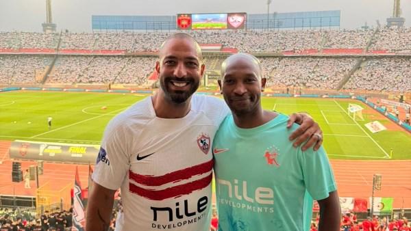 ميدو يحتفل مع شيكابالا بتتويج الزمالك بالدوري الممتاز 