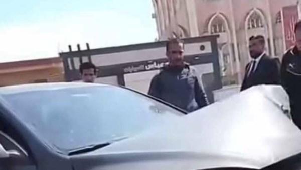 سيارة طاقم تحكيم مباراة الزمالك وسموحة بعد تعرضها لحادث سير قبل اللقاء