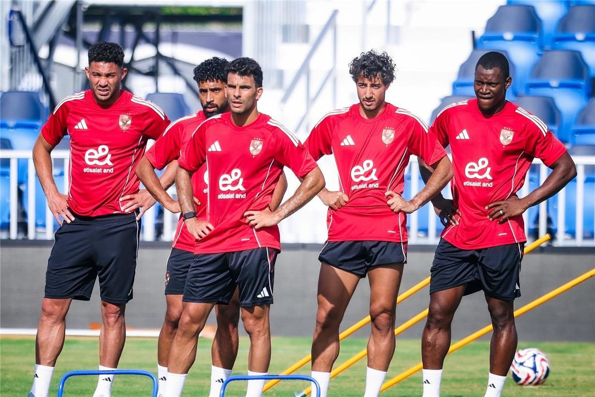 تشكيل الأهلي المتوقع ومواعيد مباراة الجيش الملكي في دوري أبطال إفريقيا.