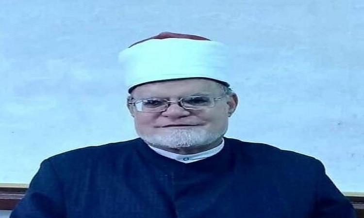 الأزهر يوضّح حكم إلقاء خطبة الجمعة بغير العربية.