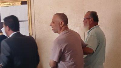 الإفراج عن المتهمين بصفع مسن السويس بعد صدور حكم البراءة