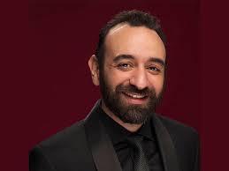 يعلّق عبر فيسبوك على وضع المنتخب المصري وأزمة حسام حسن.