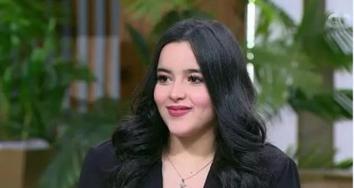 “أشرقت أحمد تؤدي أغنية ‘أما براوة’ في The Voice”