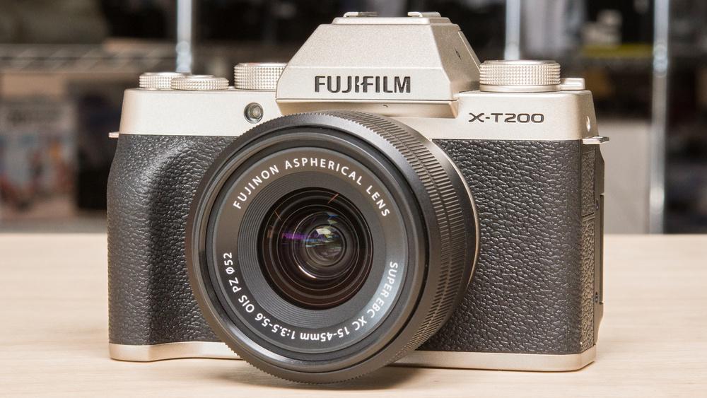 Fujifilm X‑T200