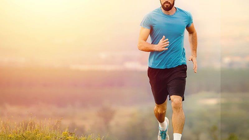 دراسة توضح أن المشي 7000 خطوة يوميًا يساهم في تأخير تطور الزهايمر ويحافظ على الذاكرة