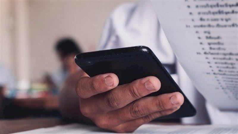 أمين الفتوى يوضح حكم مساعدة الزملاء في الامتحان