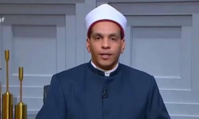 الشيخ محمد كمال يجيب عن فتوى مصافحة المرأة