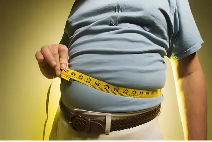 دراسة تكشف تأثير دهون البطن على شيخوخة الدماغ