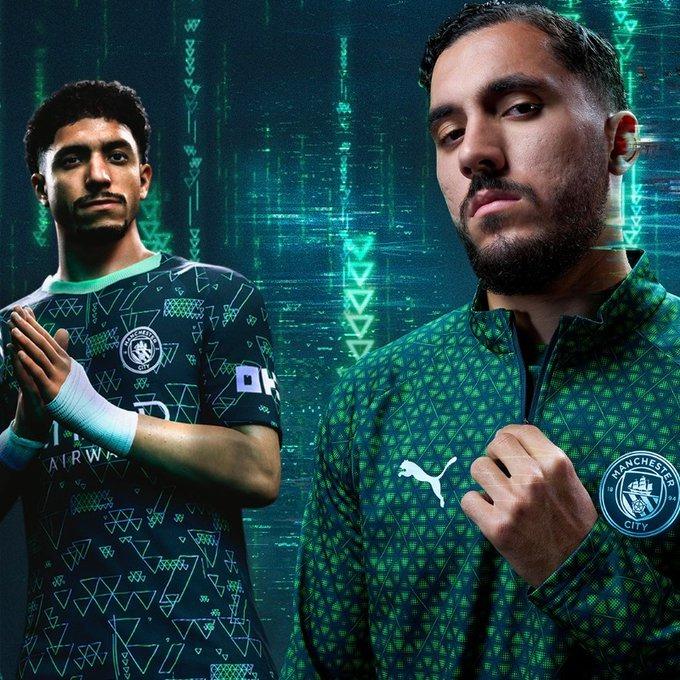 عمر مرموش يشارك في الإعلان الرسمي عن القميص الرابع لمانشستر سيتي