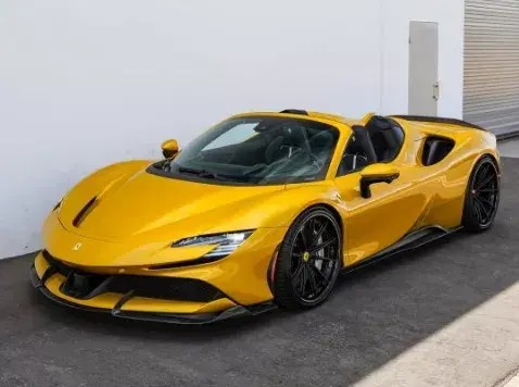 فيراري SF90 Spider المعدلة من 1016 Industries
