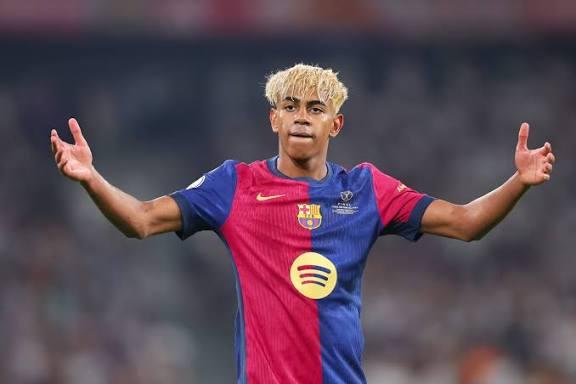 لامين يامال يضع شروطًا للإعلانات والتوقيعات مع برشلونة