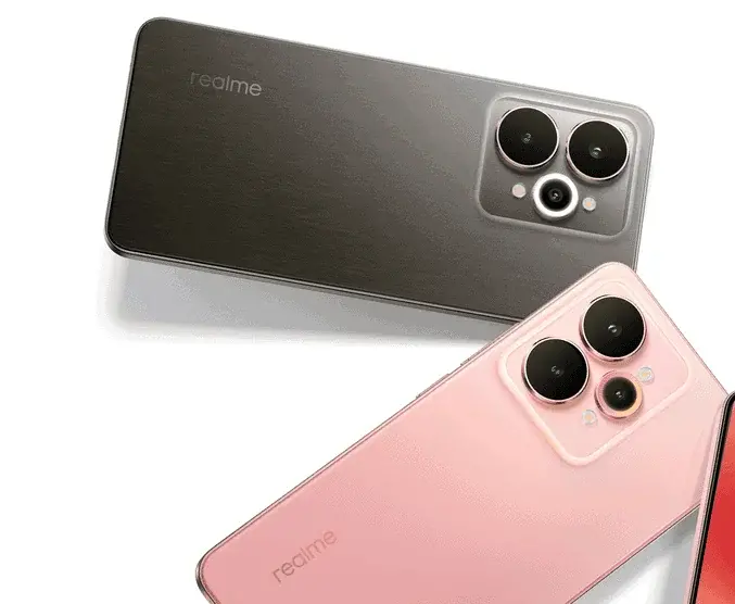 هاتف realme 15 5G بكاميرا مزدوجة وتصميم أنيق بلون الوردي الحريري