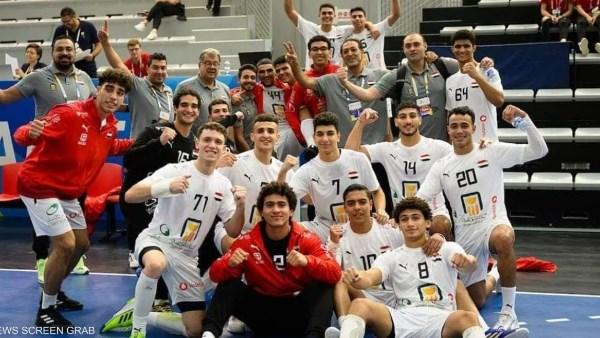وزير الرياضة أشرف صبحي يكرم منتخب شابات اليد ويحفز ناشئي 2008 قبل بطولة العالم