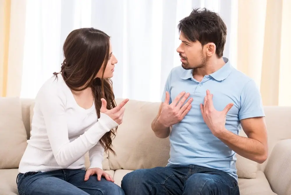 الأزهر ينصح الزوجات بتجنب مناقشة الأزواج وقت الإرهاق حفاظًا على السكينة الزوجية