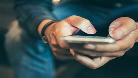 الأمن يفحص فيديوهات منسوبة لمطربة شهيرة بعد انتشارها على مواقع التواصل