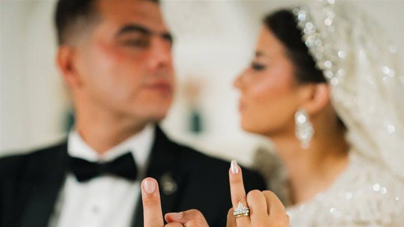 ياسمين الخطيب تعلق على زفاف ابنة هبة قطب وتهاجم تصريحاتها القديمة عن الختان