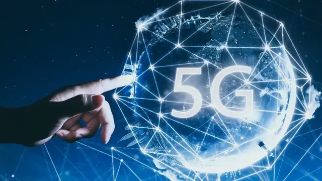 لوحة تصويرية تدل على شراكة بين AMD وOpenAI باستخدام الأسهم كوسيلة تمويل