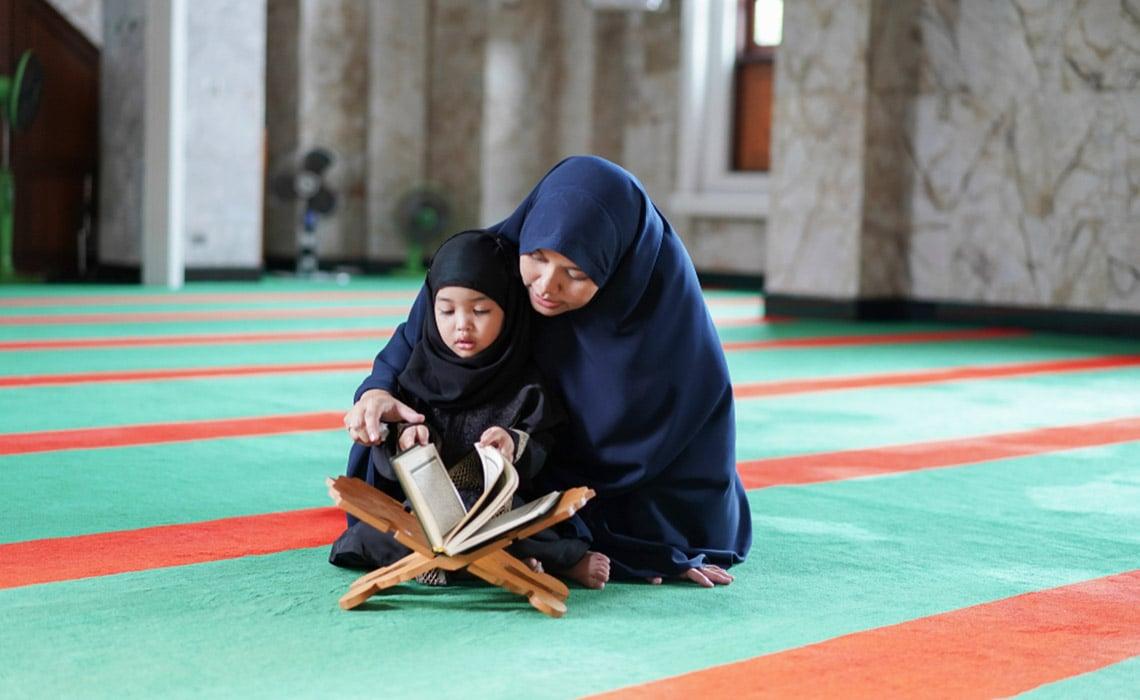 حقوق الطفل في الإسلام: التربية والتوجيه والرضاع والحضانة