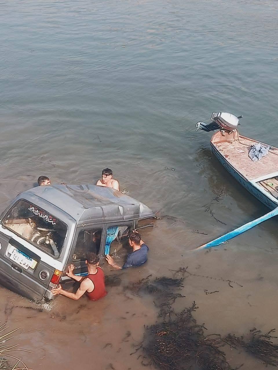 حادث انقلاب سيارة سوزوكي في ترعة بالقليوبية يؤدي إلى وفاة 3 أشخاص