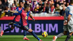 لقطة من مباراة برشلونة ضد إشبيلية في الدوري الإسباني موسم 2025-2026