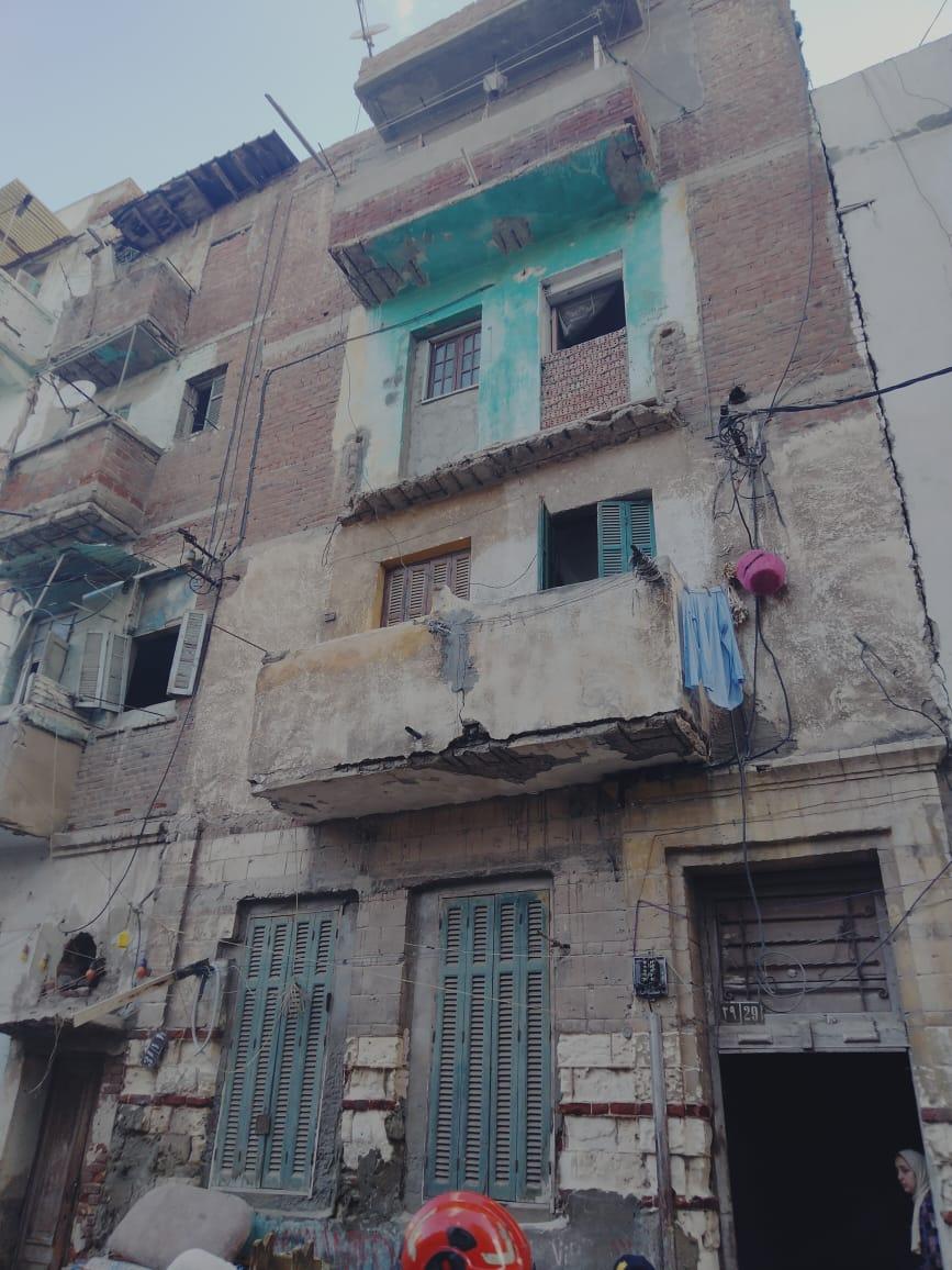 انهيار جزئي لعقار في غيط العنب غرب الإسكندرية