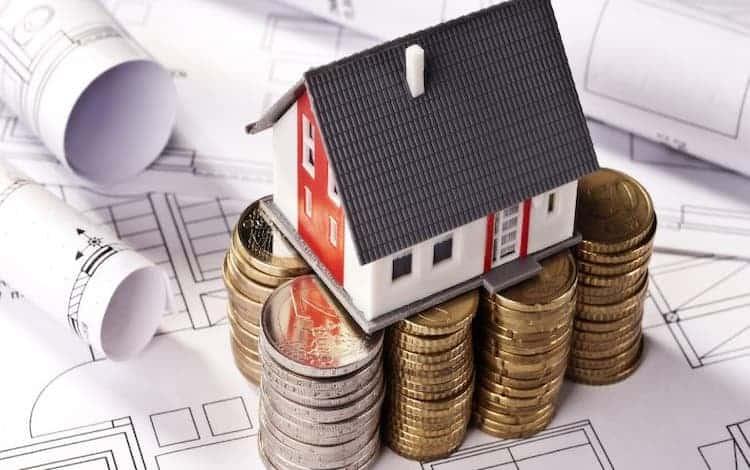 Real estate market analysis comparing Sheikh Zayed, New Zayed, and property investment opportunities in West Cairo