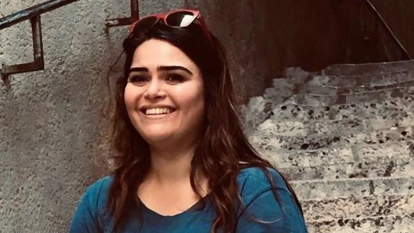 ناندا محمد تتحدث عن رحلتها في تعلم وإتقان اللهجة المصرية ودور زوجها في دعمها