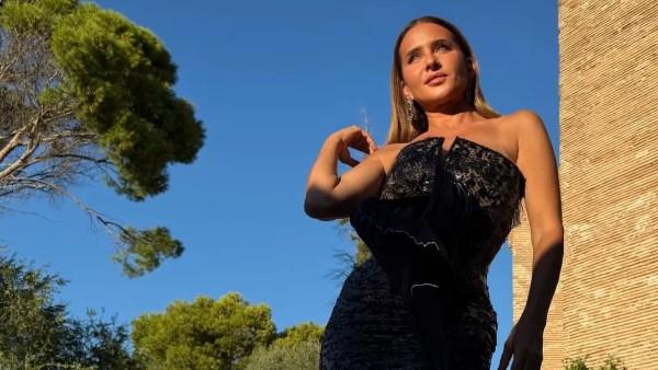 نيللي كريم بفستان أسود أنيق تخطف الأنظار على إنستجرام