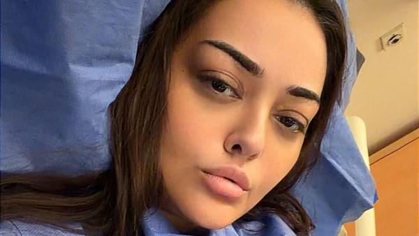 الفنانة راندا البحيري تطمئن جمهورها على حالتها الصحية بعد مغادرة المستشفى والخضوع لعمليتين جراحيتين خلال فترة قصيرة.